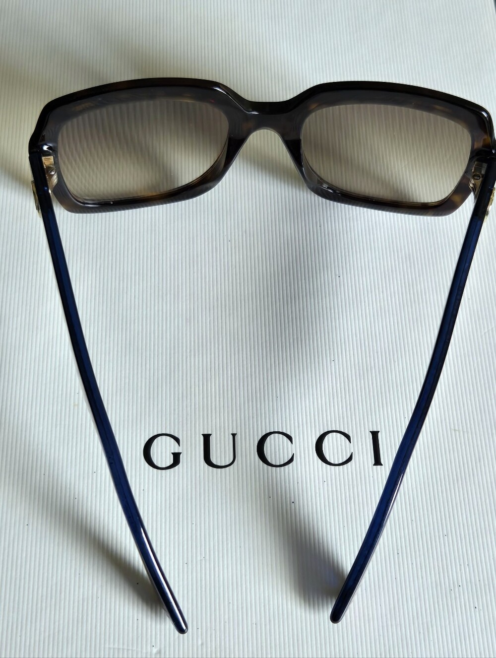 Gucci Sunglasses GG0036s 004 - Picture 3 of 9